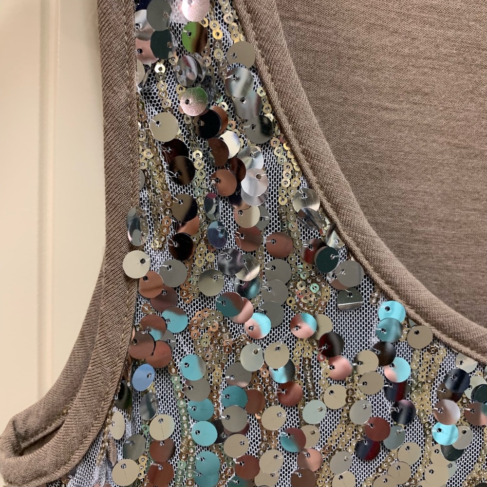 Sequins Tank blouse - Picture 2 of 5